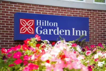 Hilton Garden Inn Lancaster - 2