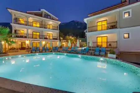 Perdikia Hill And Villas