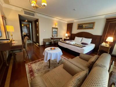 GLK PREMIER Regency Suites & Spa - 95