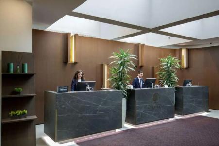 DoubleTree By Hilton Milan - 12