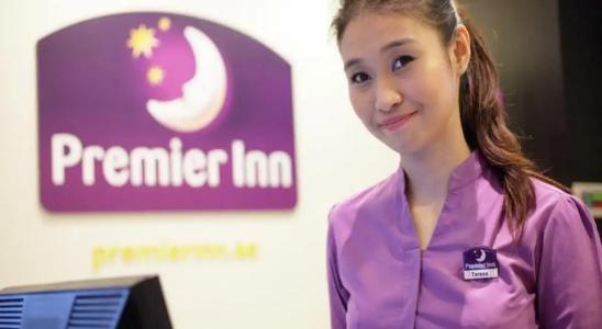 Premier Inn Dubai International Airport - 11
