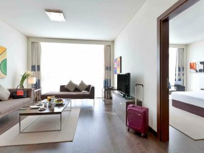 Novotel Abu Dhabi Gate - 13