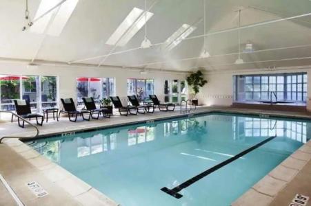 Deltas by Marriott Burlington - 11