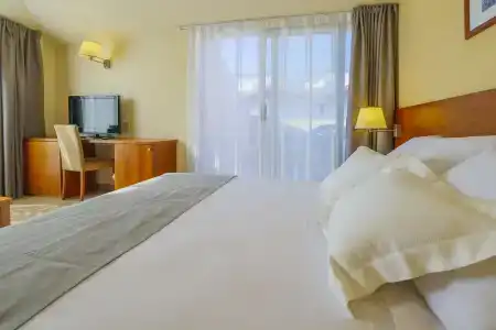 DWO Sirius - Adults Only - 5