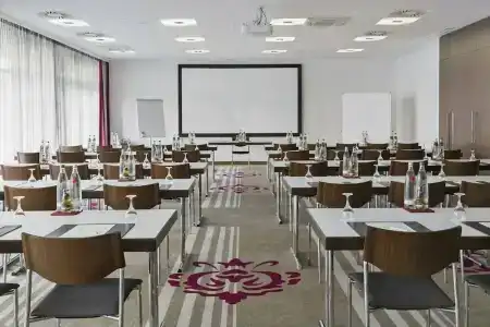 Courtyard by Marriott Wiesbaden-Nordenstadt - 7