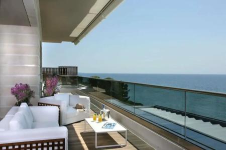 Pomegranate Wellness Spa - 100
