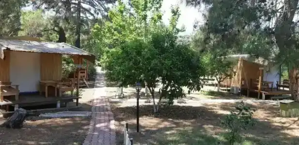 Secret Garden & Bungalows - 12