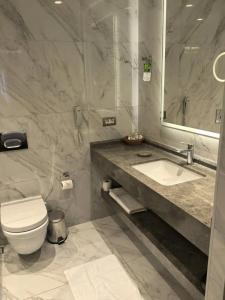 Ramada By Wyndham İstanbul Taksim - 81