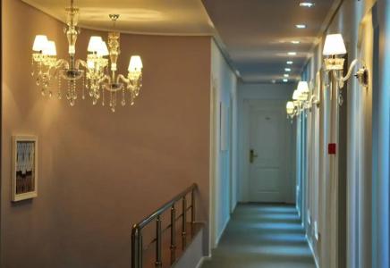 Golden City & Spa - 48