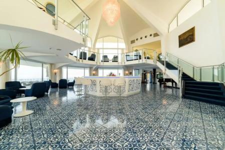 Grand Excelsior - 47