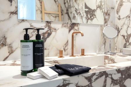 Diamond Deluxe - Adults Only - 60