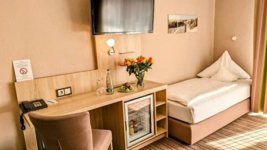 Ambient am Europakanal - 83