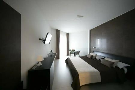 Mediterranea & Convention Center - 97