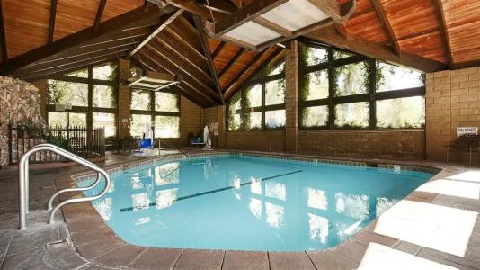 Best Western Plus Yosemite Gateway Inn - 9