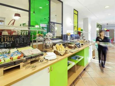 Ibis Styles Napoli Garibaldi - 90