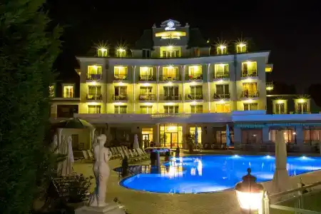 Romance and Family Suites