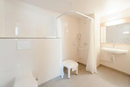 B&B Paris Porte des Lilas - 93