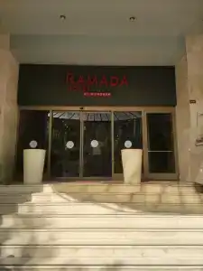 Ramada & Suites by Wyndham Istanbul Merter - 2