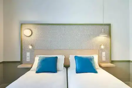 Cervantes by Happyculture - 21