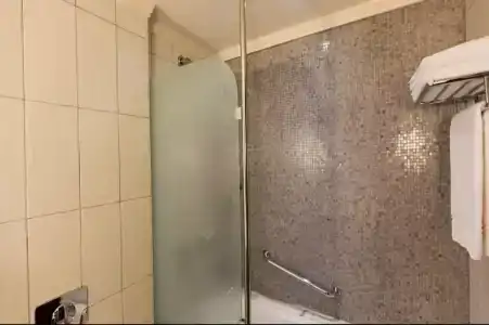 Grand Excelsior Deira - 62