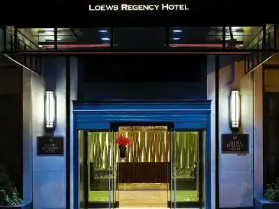Loews Regency New York - 64