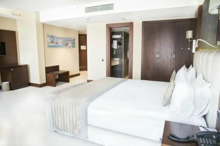 Grand Aras & Suites - 34