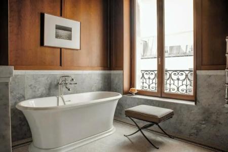 Hôtel Balzac - 63