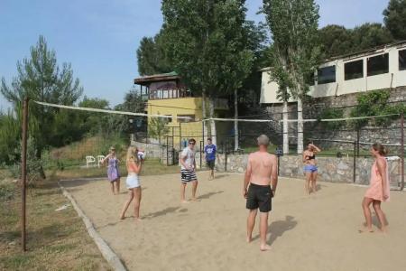 Atillas Getaway - 18