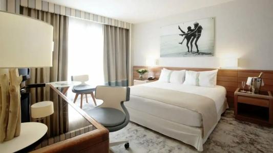 Holiday Inn Nice - Port St Laurent, an IHG - 77