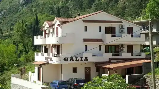 Galia - 33