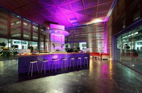 Eurostars Grand Marina GL - 45