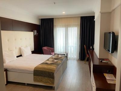 Paradise Island - 68