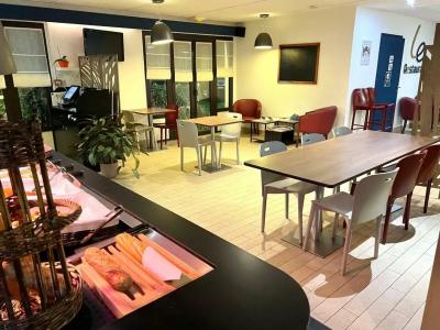 Kyriad Blois Nord - 53