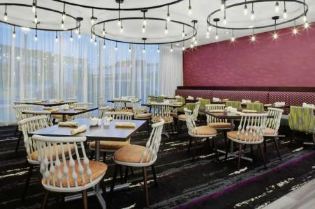 Hilton Garden Inn Charlotte Waverly - 56