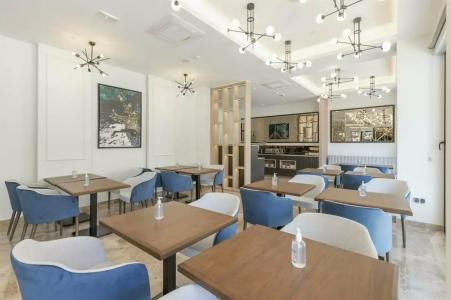 Boutique Momentum by Aycon - 35