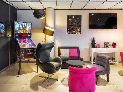ibis Styles Blois Centre Gare - 65
