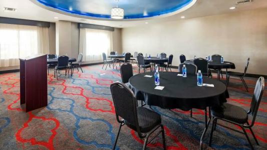 Best Western Plus Tech Medical Center Inn - 16