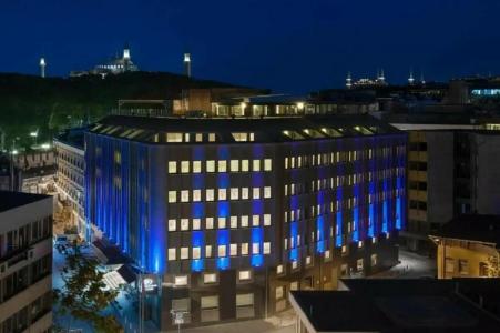 DoubleTree by Hilton Istanbul - Sirkeci - 1