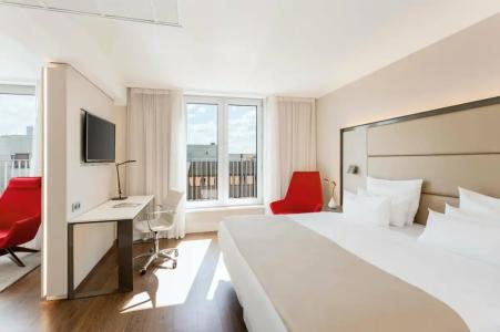 NH Collection Berlin Mitte am Checkpoint Charlie - 1