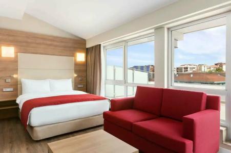 Ramada Encore Istanbul Kartal - 1