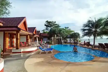 Lanta Paradise Beach Resort