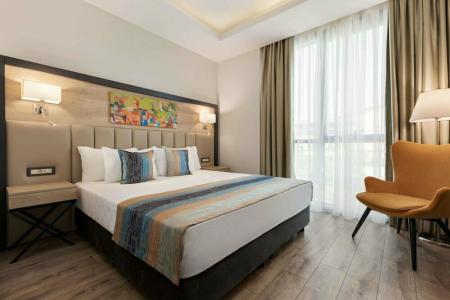 Ramada Encore By Wyndham Istanbul Basin Express - 72