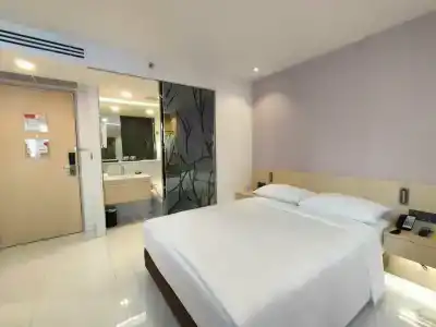 Evergreen Laurel Bangkok - 17