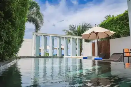 KC Beach Club & Pool Villas - 6