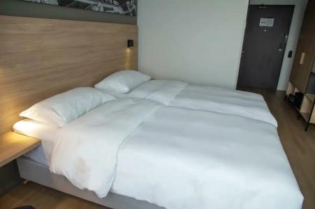 Park Inn by Radisson Vilnius Airport & Business Centre - 28