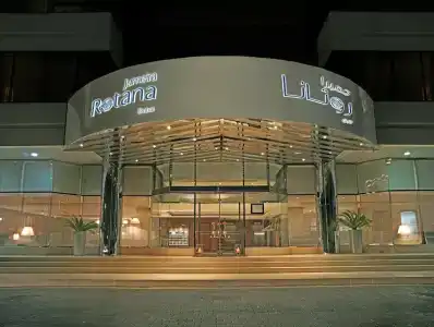 Jumeira Rotana - 4