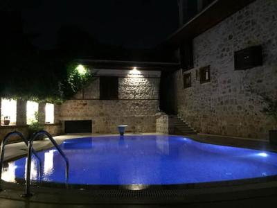 White Garden-Adult Only - 62