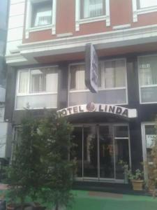 Linda - 50