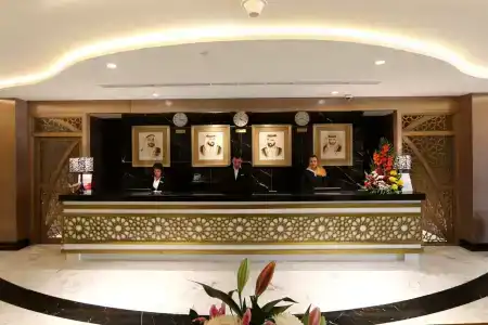 Samaya Deira - 28