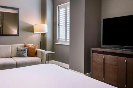 Ambassador Oklahoma City, Autograph Collection - 81